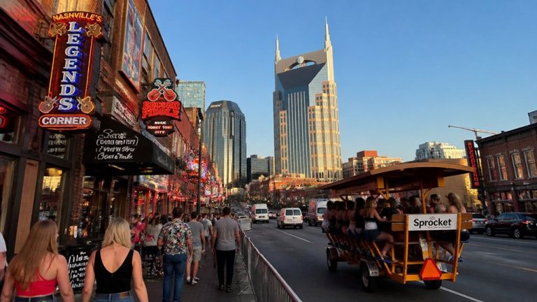 Complete Guide to Nashville for First Timers