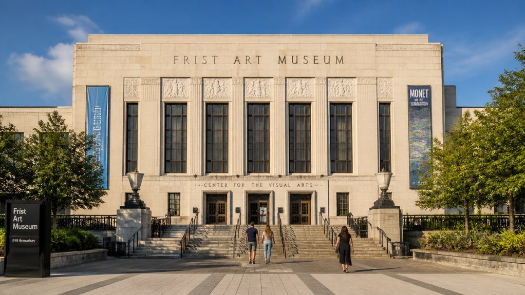 stripped classicist art deco grandeur