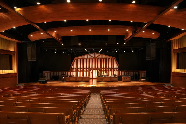 Grand Ole Opry Backstage Tour vs Ryman Auditorium Tour