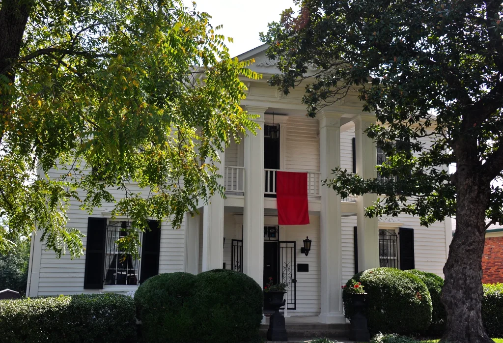 Exterior of Lotz House in Franklin, Tennessee